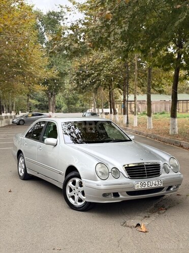 Mercedes E 200 2001, 298,000 km - 2.0 l - Masallı