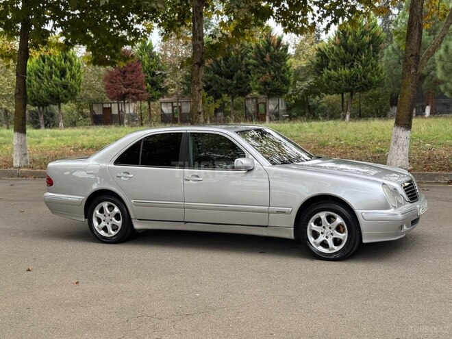Mercedes E 200 2001, 298,000 km - 2.0 l - Masallı