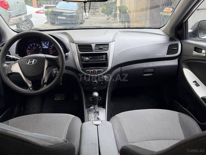 Hyundai Accent 2013, 309,000 km - 1.4 л - Bakı