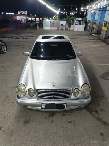 Mercedes E 230 1996, 250,000 km - 2.3 l - Bakı