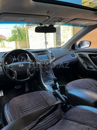 Hyundai Elantra 2014, 330,000 km - 1.8 l - Bakı