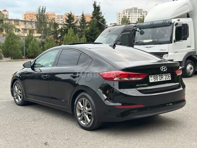 Hyundai Elantra 2017, 132,000 km - 2.0 l - Bakı