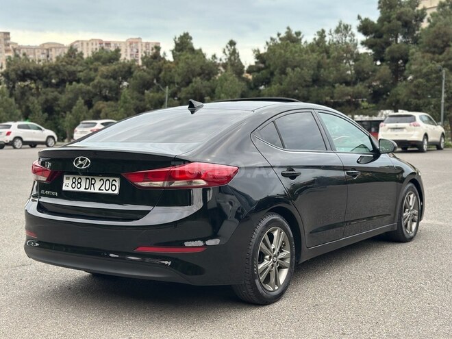 Hyundai Elantra 2017, 132,000 km - 2.0 l - Bakı