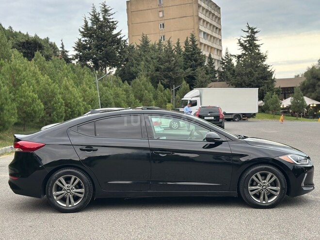 Hyundai Elantra 2017, 132,000 km - 2.0 l - Bakı