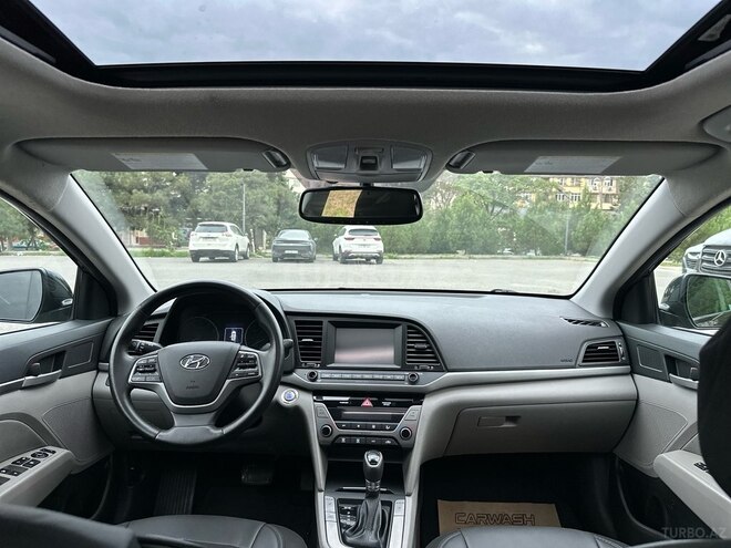 Hyundai Elantra 2017, 132,000 km - 2.0 l - Bakı