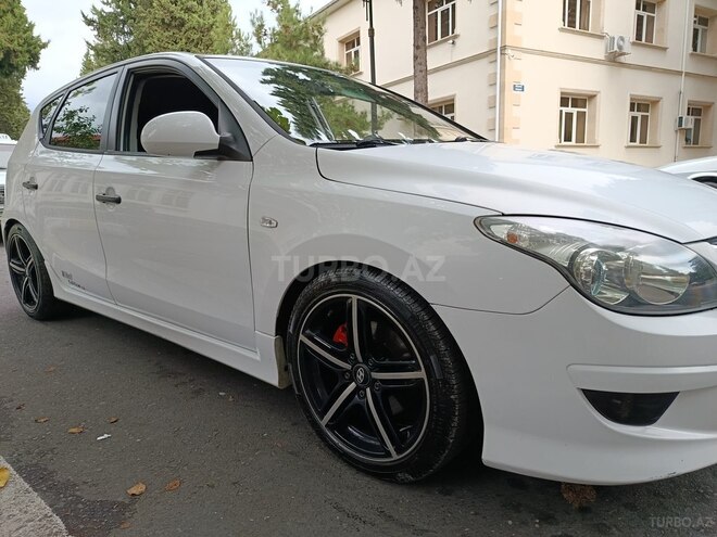 Hyundai i30 2010, 280,000 km - 1.4 л - Zaqatala