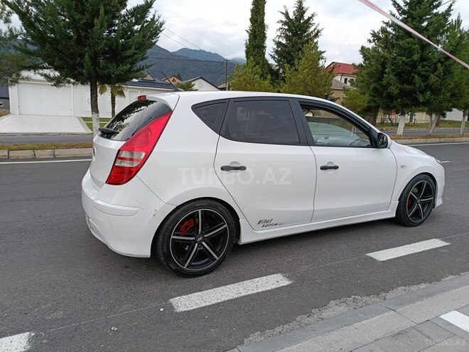 Hyundai i30 2010, 280,000 km - 1.4 л - Zaqatala