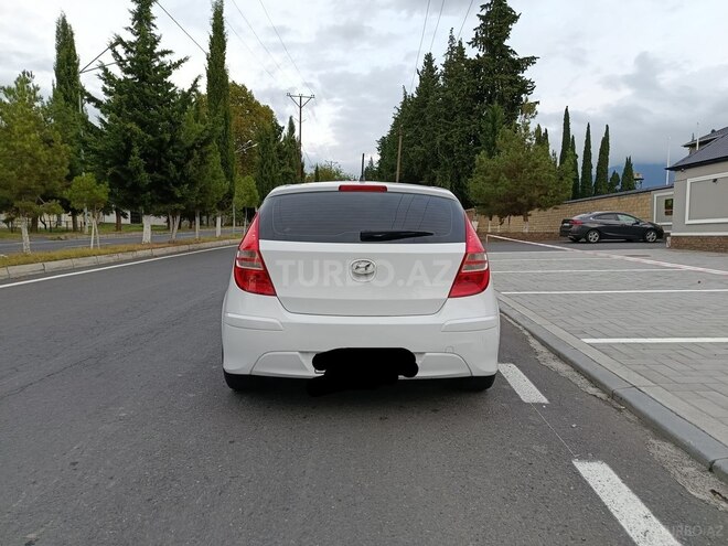 Hyundai i30 2010, 280,000 km - 1.4 л - Zaqatala