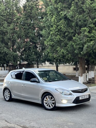 Hyundai i30 2010, 244,456 km - 1.4 l - Şirvan