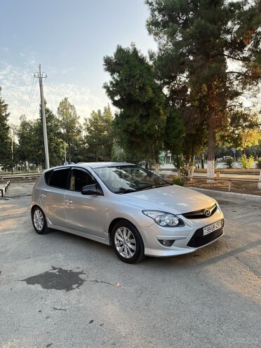 Hyundai i30 2010, 244,456 km - 1.4 l - Şirvan