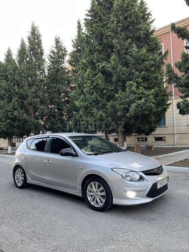 Hyundai i30 2010, 244,456 km - 1.4 l - Şirvan