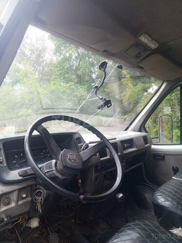 GAZ 33021 2001, 300,000 km - 2.4 l - Zaqatala