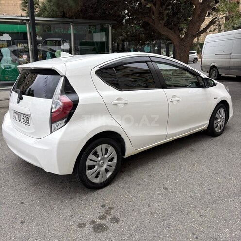 Toyota Aqua 2017, 197,000 km - 1.5 l - Bakı