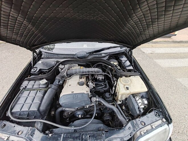 Mercedes C 180 2000, 303,000 km - 1.8 л - Tovuz