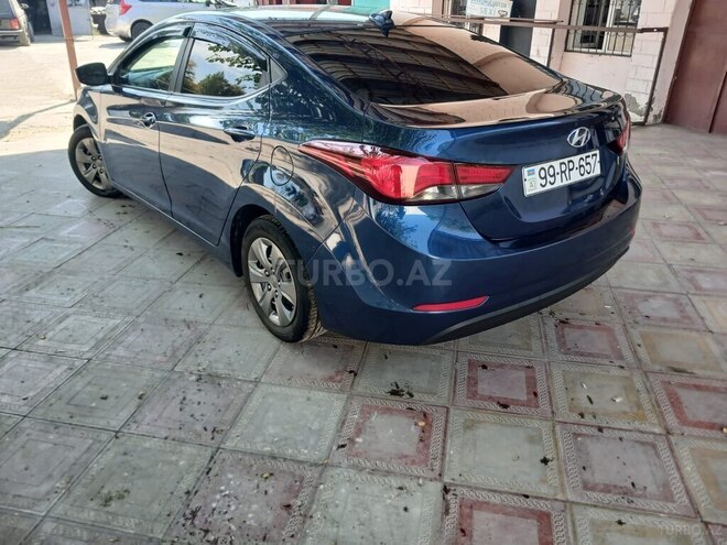 Hyundai Elantra 2015, 300,000 km - 1.8 l - Sumqayıt