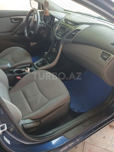 Hyundai Elantra 2015, 300,000 km - 1.8 l - Sumqayıt