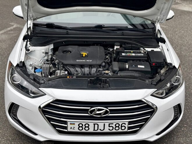 Hyundai Elantra 2018, 223,313 km - 2.0 l - Bakı