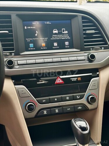 Hyundai Elantra 2018, 223,313 km - 2.0 l - Bakı