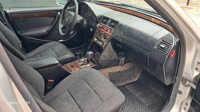 Mercedes C 200 1999, 355,000 km - 2.0 л - Şəmkir