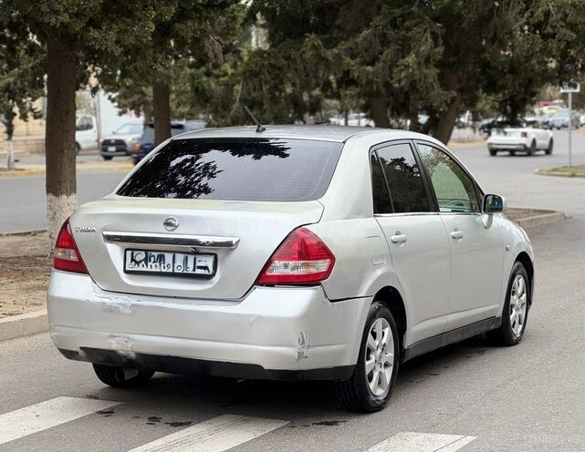 Nissan Tiida 2006, 372,000 km - 1.6 l - Sumqayıt