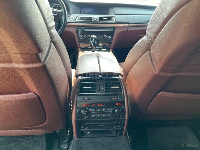 BMW 750 2011, 168,000 km - 4.4 l - Bakı