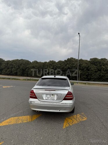Mercedes C 200 2001, 352,200 km - 2.0 l - Masallı