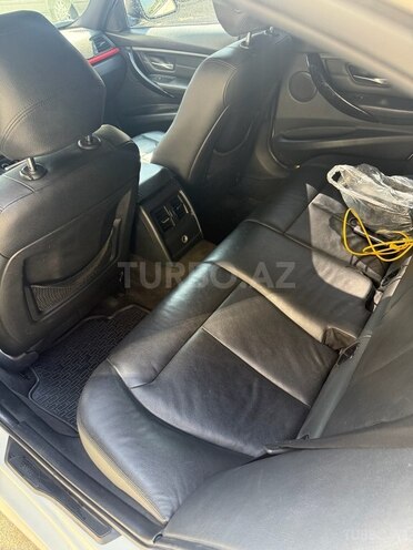 BMW 328 2013, 240,000 km - 2.0 л - Lənkəran