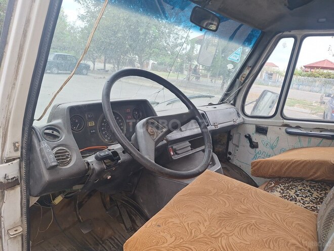 Mercedes 208 D 1991, 425,000 km - 2.3 л - Bərdə
