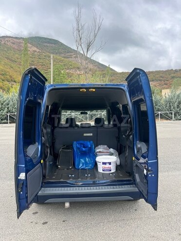 Ford Tourneo Connect 2009, 327,775 km - 1.8 l - Şəki
