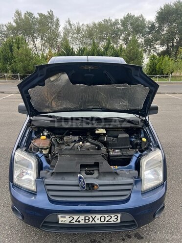 Ford Tourneo Connect 2009, 327,775 km - 1.8 l - Şəki