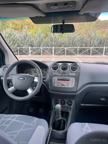 Ford Tourneo Connect 2009, 327,775 km - 1.8 l - Şəki