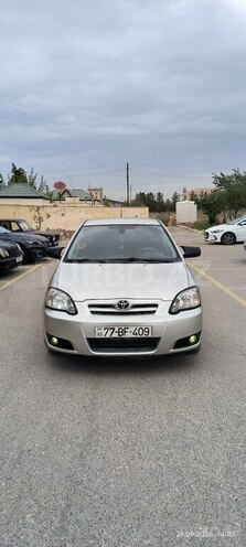 Toyota Corolla 2004, 298,000 km - 1.4 l - Şirvan