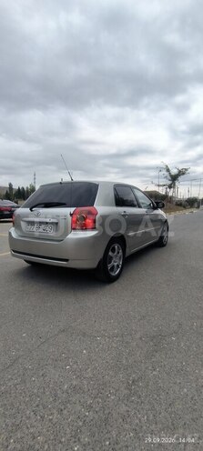 Toyota Corolla 2004, 298,000 km - 1.4 l - Şirvan