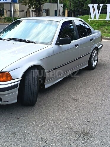 BMW 318 1992, 395,700 km - 1.8 л - Mingəçevir