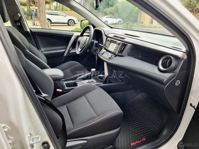Toyota RAV4 2017, 39,000 km - 2.0 l - Bakı