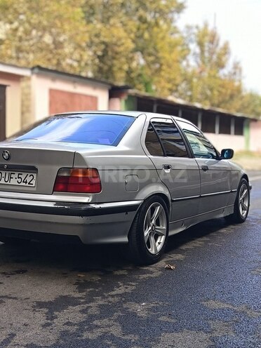 BMW 318 1992, 395,700 km - 1.8 л - Mingəçevir