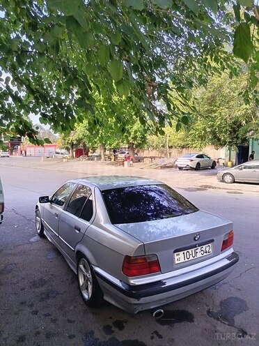 BMW 318 1992, 395,700 km - 1.8 л - Mingəçevir
