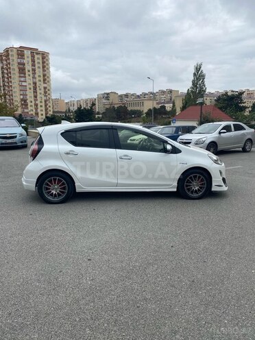 Toyota Aqua 2017, 264,000 km - 1.5 l - Bakı