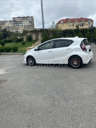 Toyota Aqua 2017, 264,000 km - 1.5 l - Bakı