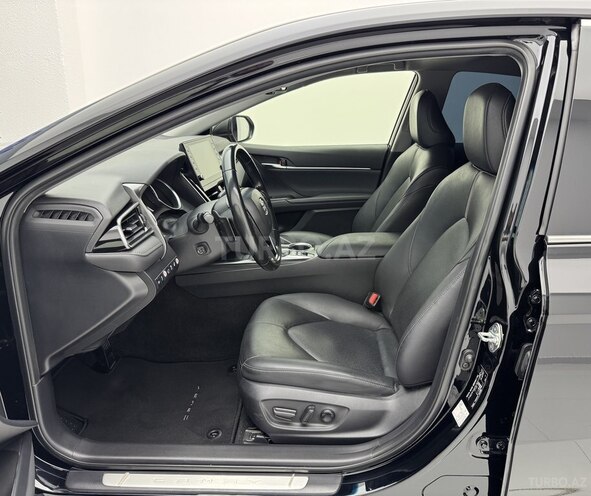 Toyota Camry 2023, 86,700 km - 2.5 l - Bakı