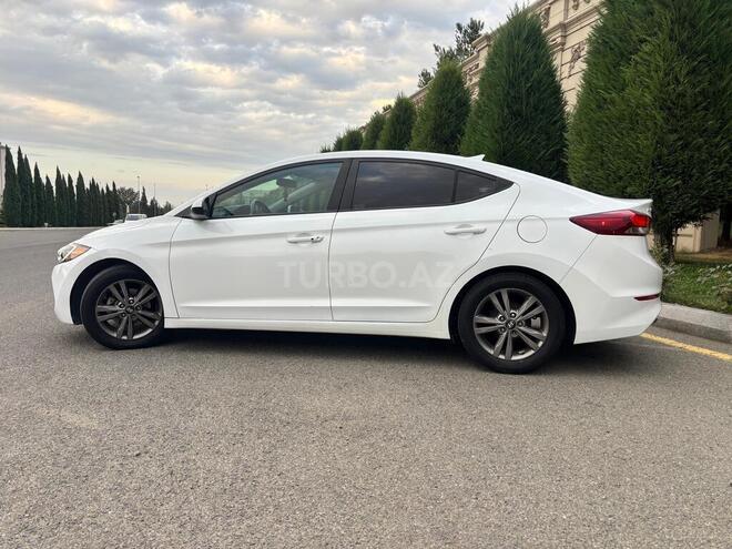 Hyundai Elantra 2016, 130,000 km - 2.0 l - Gəncə