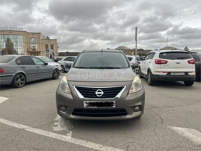 Nissan Latio 2012, 210,000 km - 1.2 л - Sumqayıt