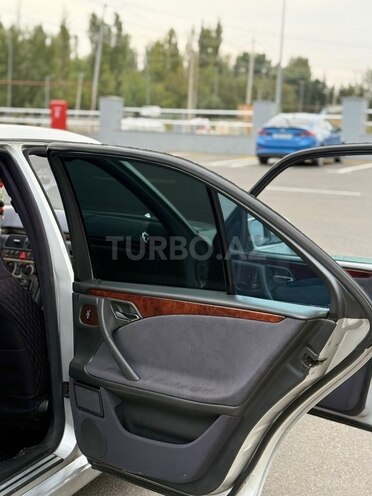 Mercedes E 250 1998, 550,000 km - 2.5 л - Ağcabədi