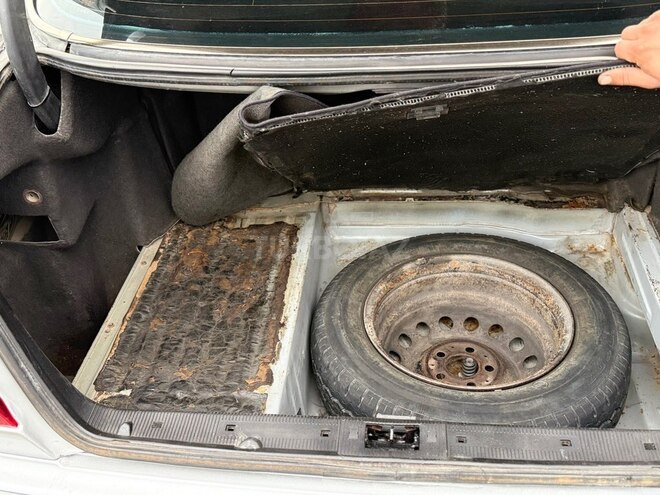 Mercedes E 250 1998, 550,000 km - 2.5 л - Ağcabədi