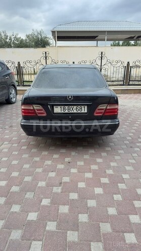 Mercedes E 200 2000, 257,000 km - 2.0 л - Bakı
