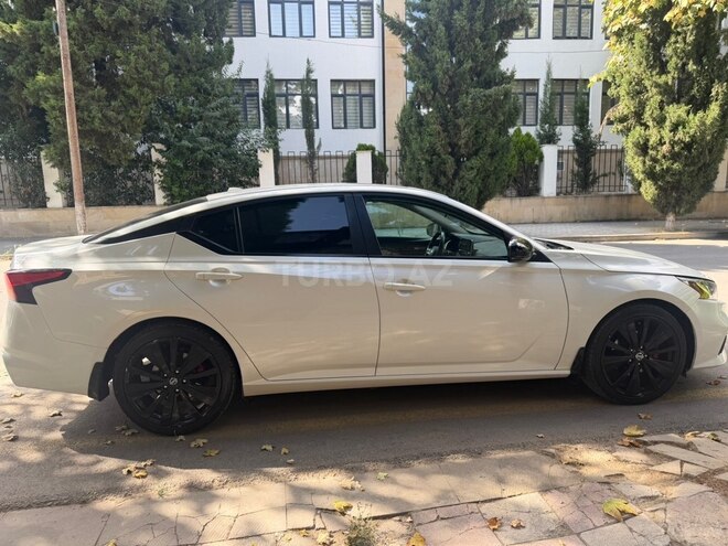 Nissan Altima 2019, 111,000 km - 2.0 l - Bakı