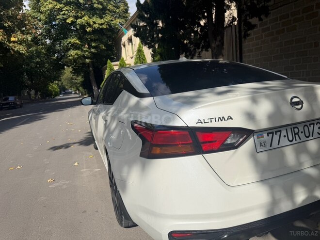Nissan Altima 2019, 111,000 km - 2.0 l - Bakı