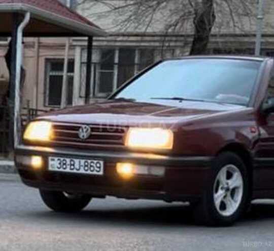 Volkswagen Vento 1994, 207,586 km - 1.9 л - Bakı