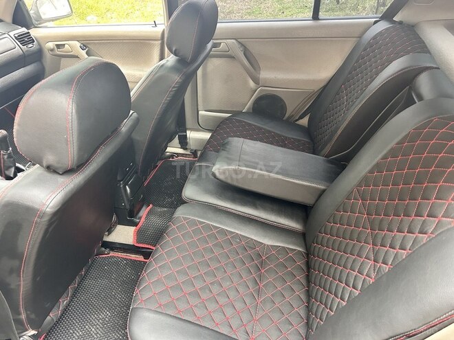 Volkswagen Vento 1994, 207,586 km - 1.9 л - Bakı