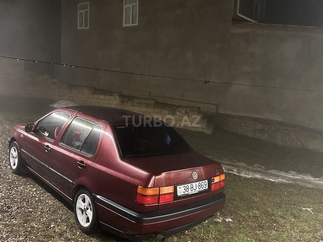Volkswagen Vento 1994, 207,586 km - 1.9 л - Bakı